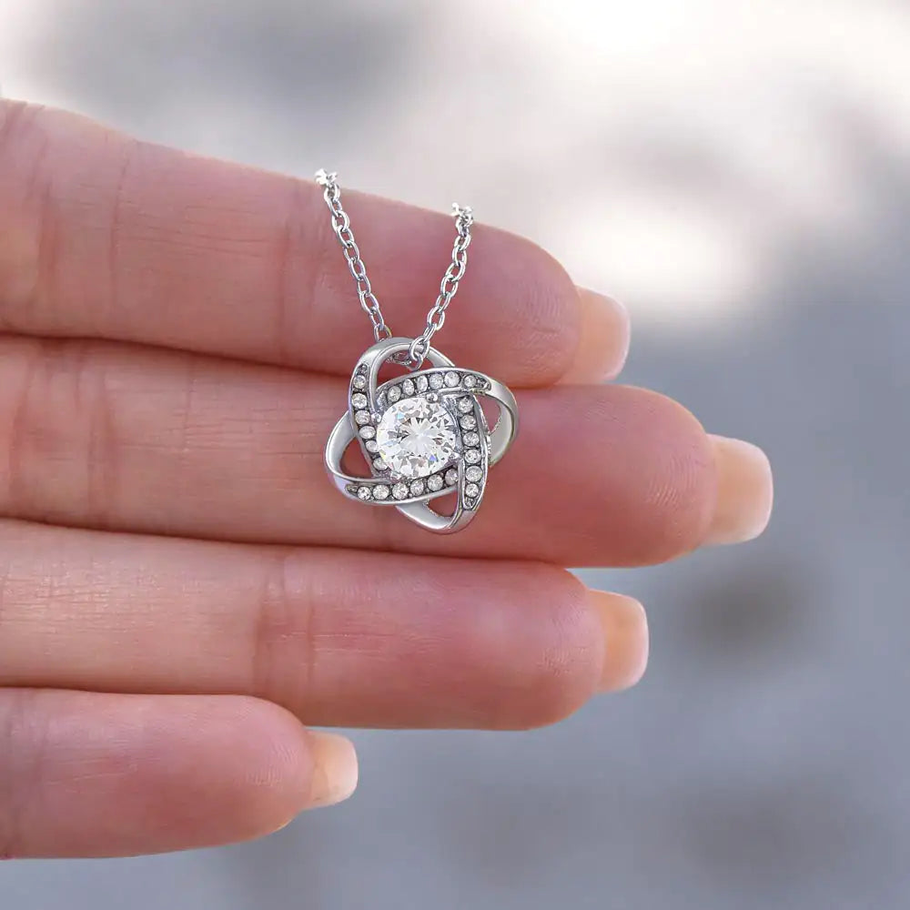 Love Knot Ketting